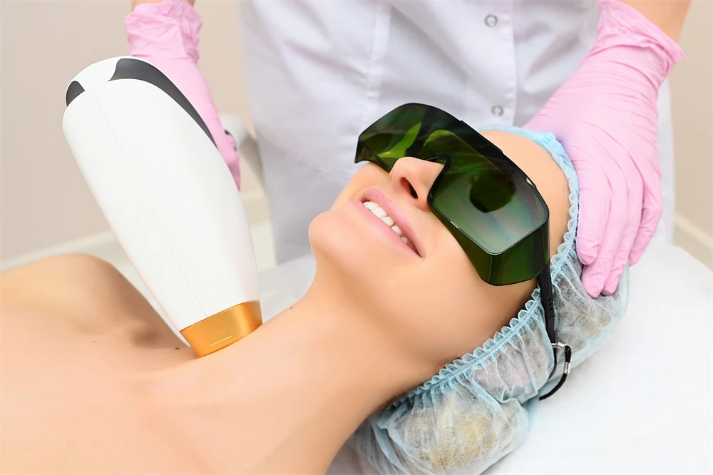 Laser Beauty Neck Rejuvenation for Women